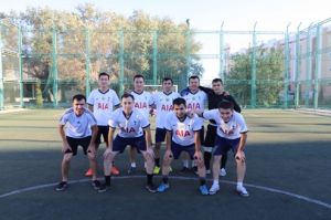 Bojxonachilar oʻrtasida sportning mini-futbol turi boʻyicha saralash musobaqalari davom etmoqda