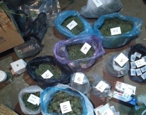 Customs officers seized 1.6 kilograms of the drug